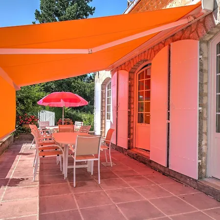 בית נופש Magnifique Maison A Ribérac
