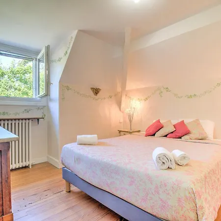 Ferienhaus Magnifique Maison A Riberac Ribérac