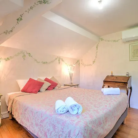 Ferienhaus Magnifique Maison A Riberac *