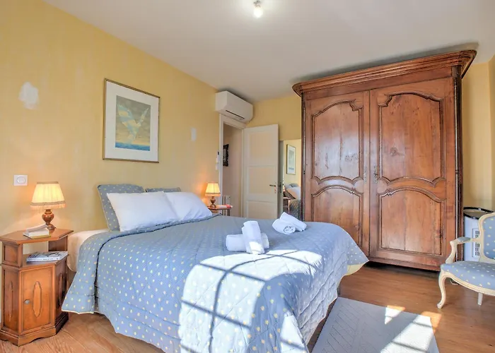 Le Puy Bellevue 別荘 *